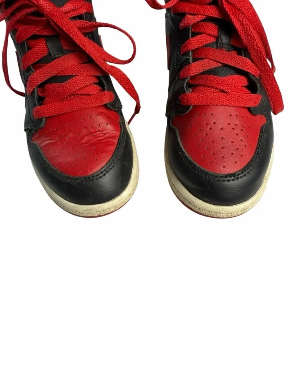 Nike Air Jordan 1 Sneakers 13.5 child Mid SE Black red boys Athletic shoes